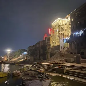 *** Hotel Sita Palace On Heritage Ghats Of Benaras India